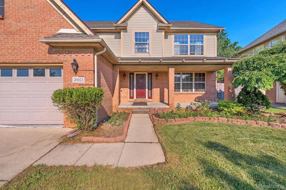 26923 Pepperwood Drive Woodhaven City, MI 48183
