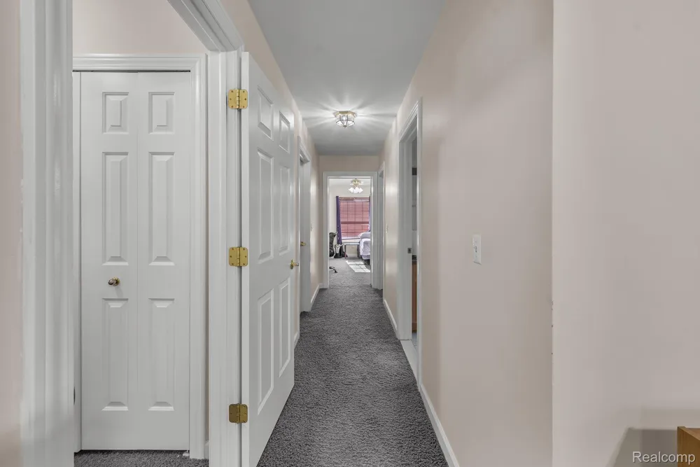 26923 Pepperwood Drive Woodhaven City, MI 48183
