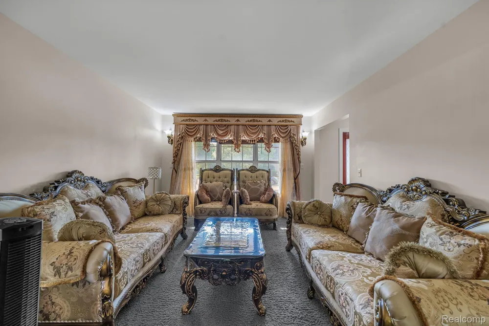26923 Pepperwood Drive Woodhaven City, MI 48183
