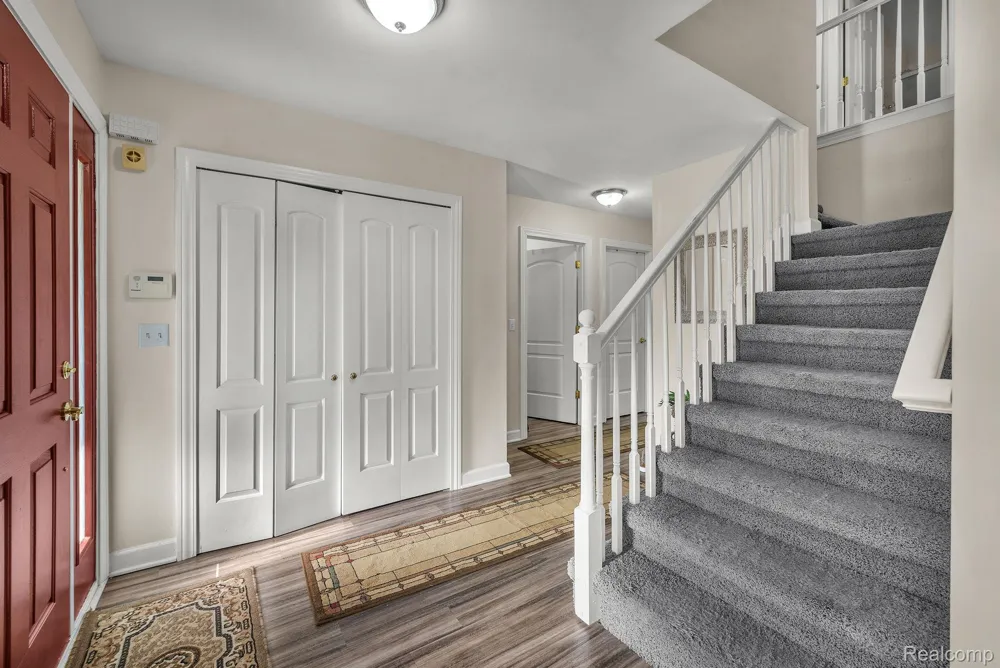 26923 Pepperwood Drive Woodhaven City, MI 48183
