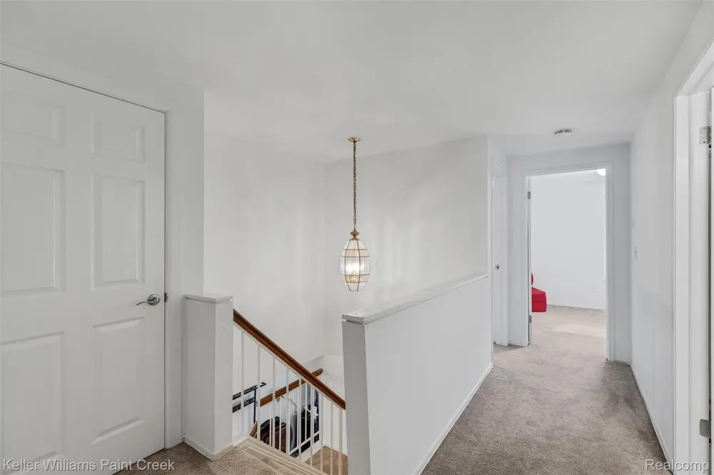 21110 E Glen Haven Circle Novi City, MI 48167
