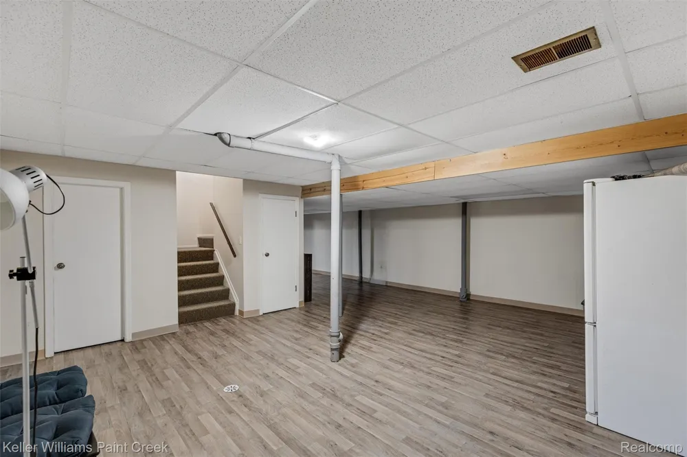 21110 E Glen Haven Circle Novi City, MI 48167