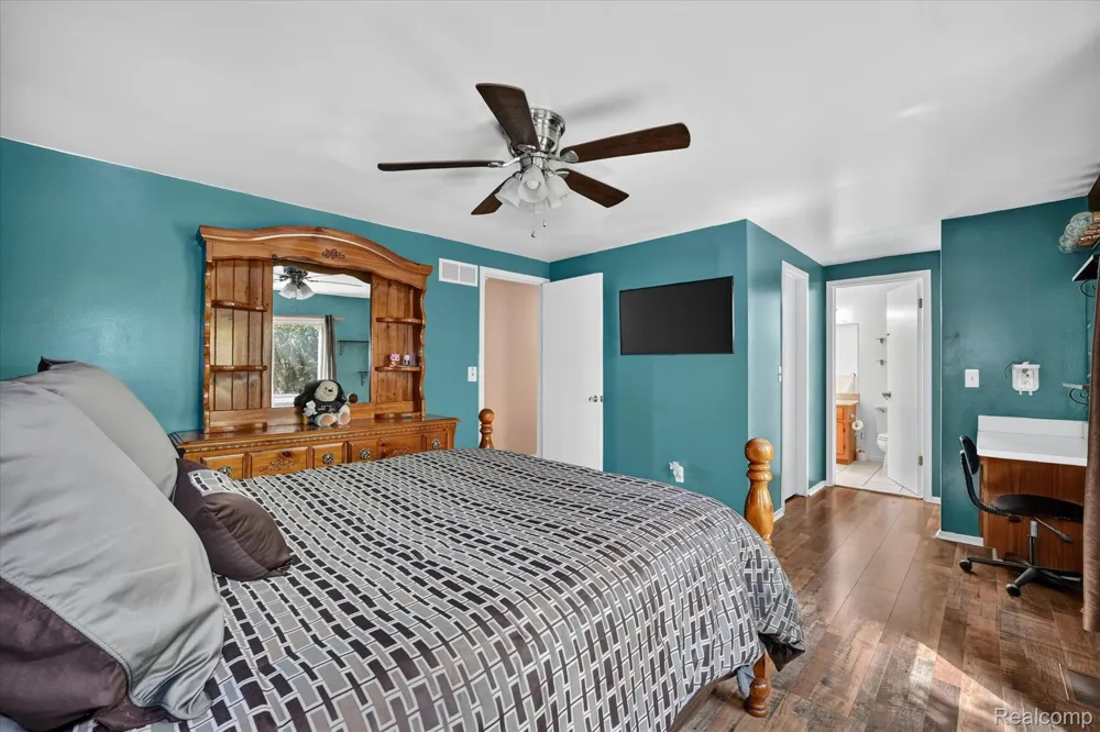 22757 Forestbrook Lane Brownstown Charter Township, MI 48134