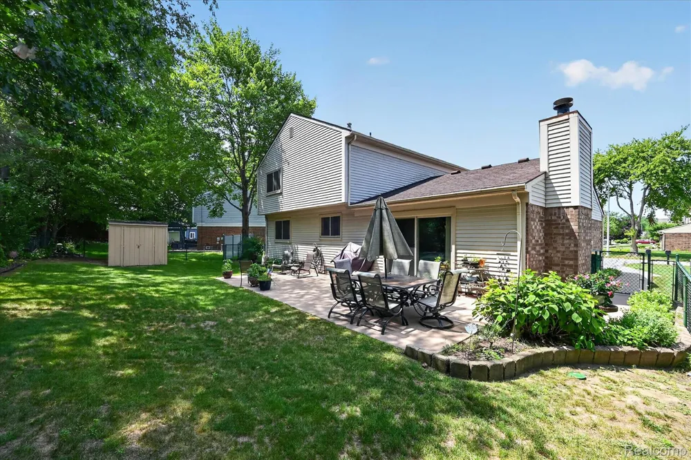 22757 Forestbrook Lane Brownstown Charter Township, MI 48134