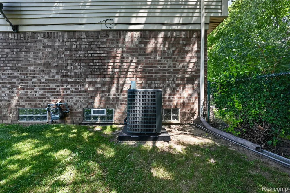 22757 Forestbrook Lane Brownstown Charter Township, MI 48134