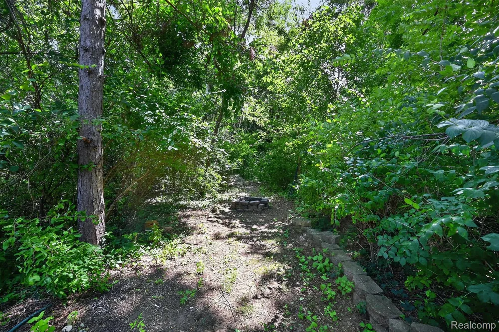 22757 Forestbrook Lane Brownstown Charter Township, MI 48134