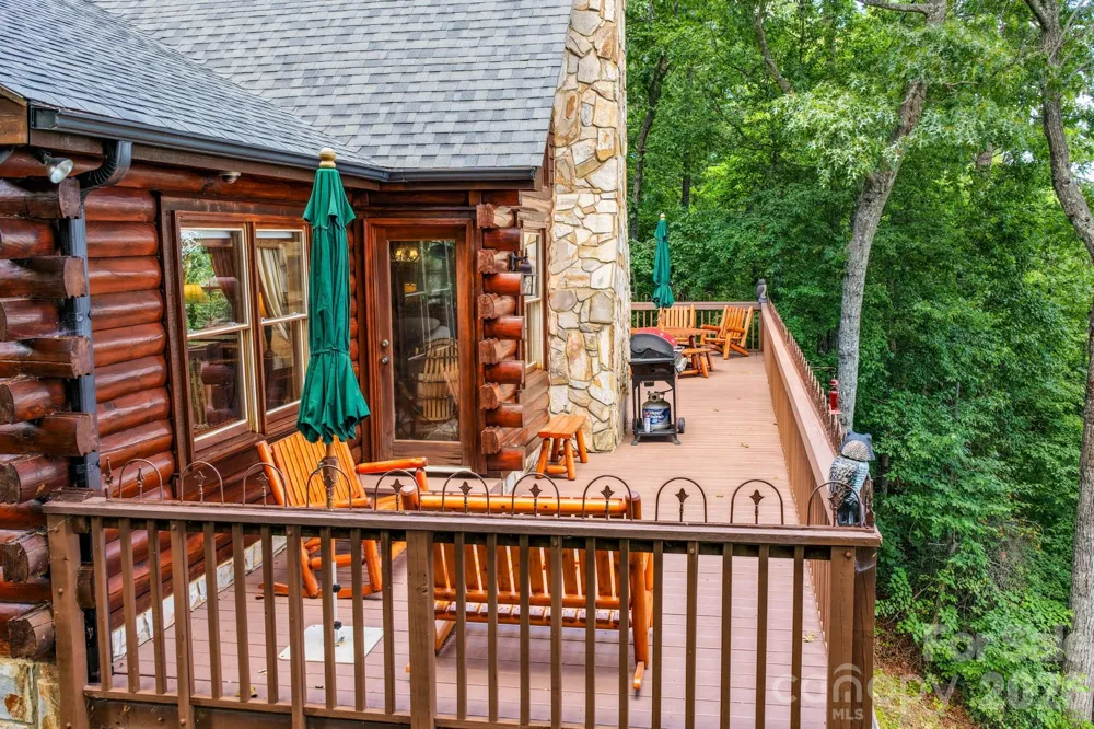 155 Hickory Nut Lane Lake Lure, NC 28746
