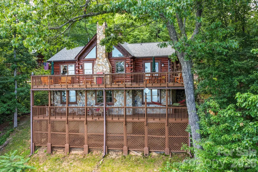 155 Hickory Nut Lane Lake Lure, NC 28746