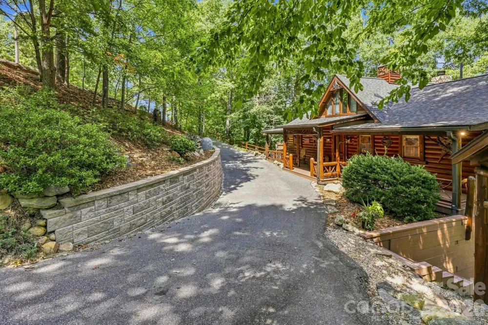 155 Hickory Nut Lane Lake Lure, NC 28746