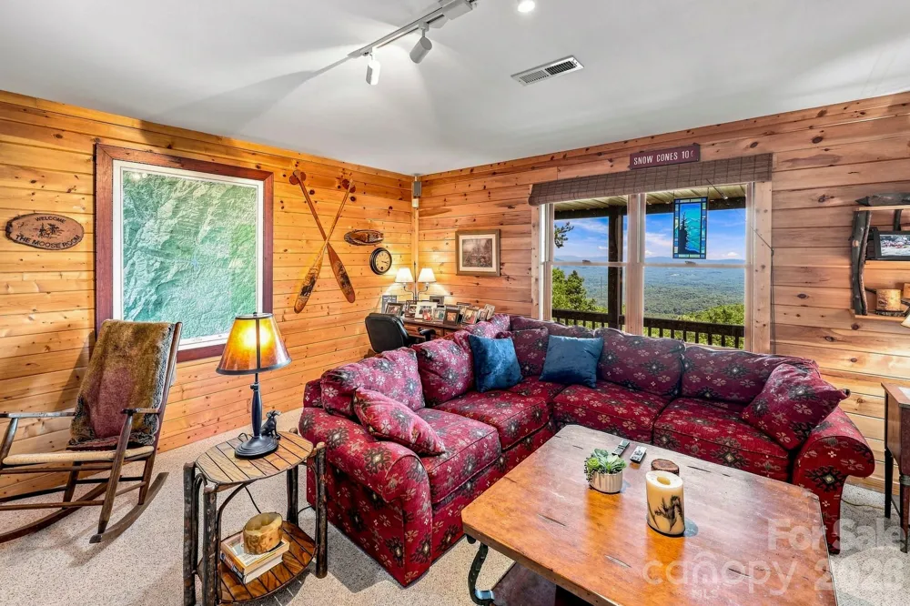 155 Hickory Nut Lane Lake Lure, NC 28746