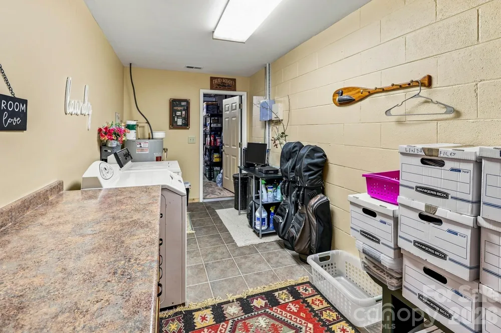 155 Hickory Nut Lane Lake Lure, NC 28746