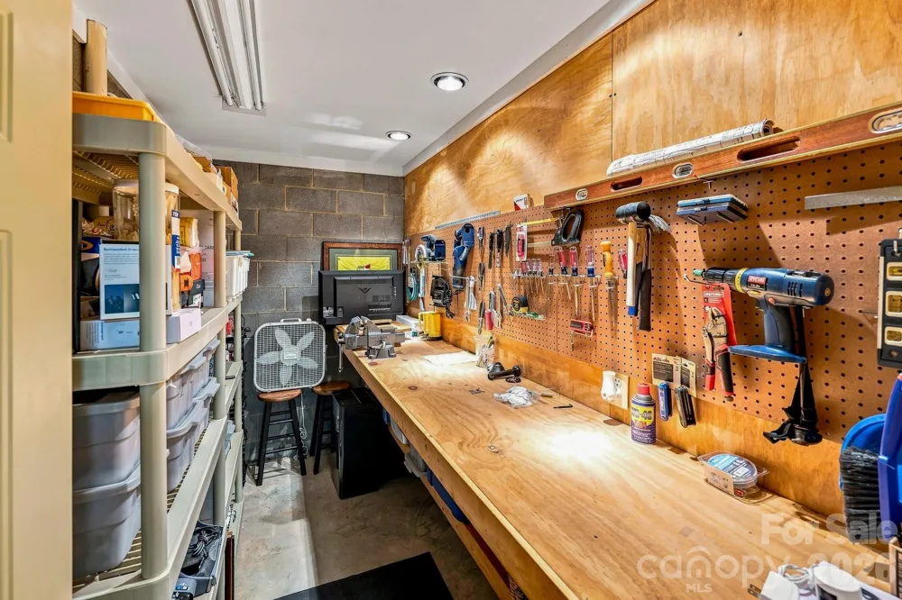 155 Hickory Nut Lane Lake Lure, NC 28746