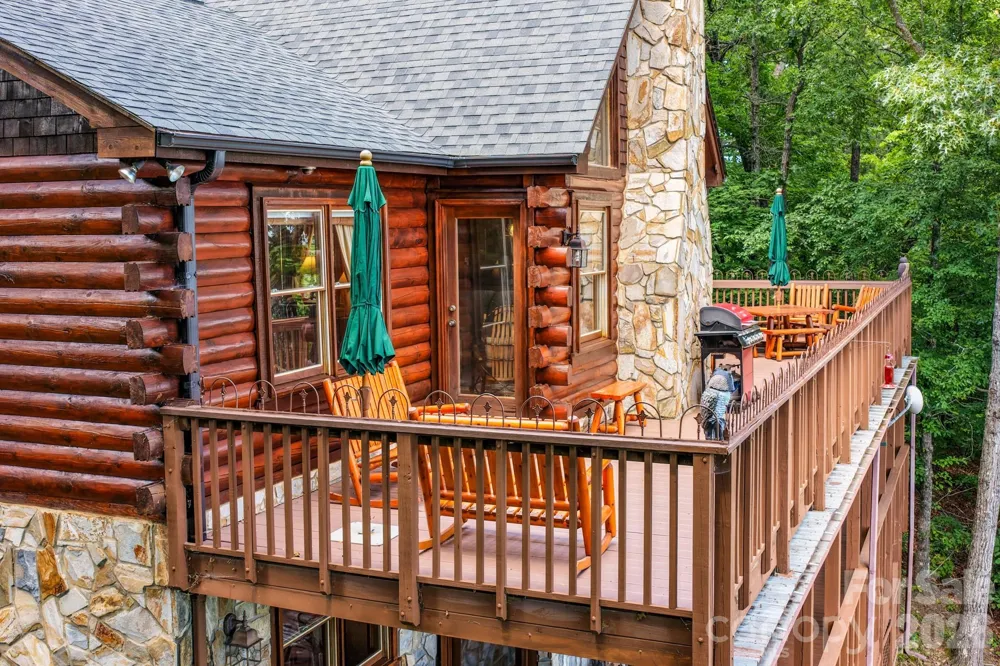 155 Hickory Nut Lane Lake Lure, NC 28746