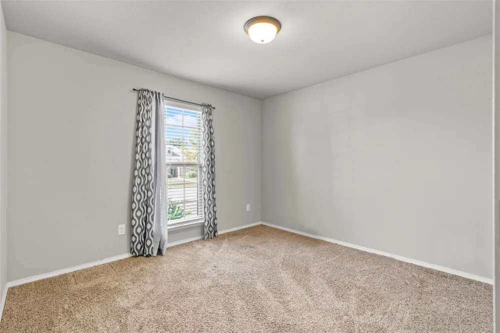 915 Sage Meadow Drive Glenn Heights, TX 75154