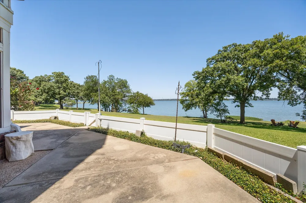 9959 Waterfront Trail Rowlett, TX 75087