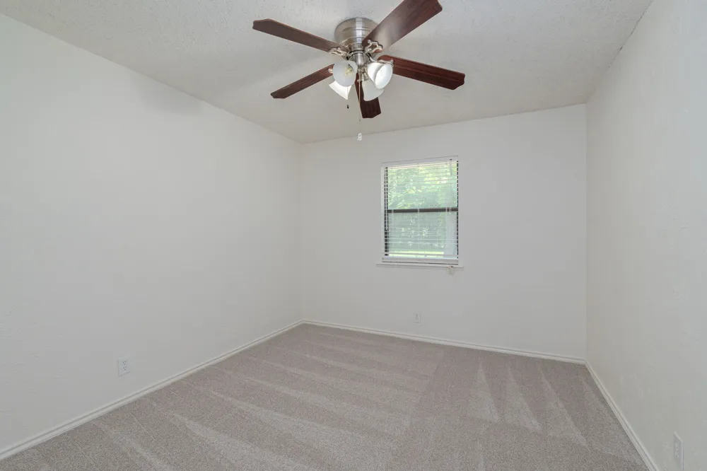 1905 Shady Lane Lucas, TX 75002