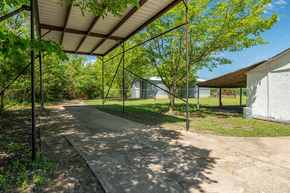 1905 Shady Lane Lucas, TX 75002