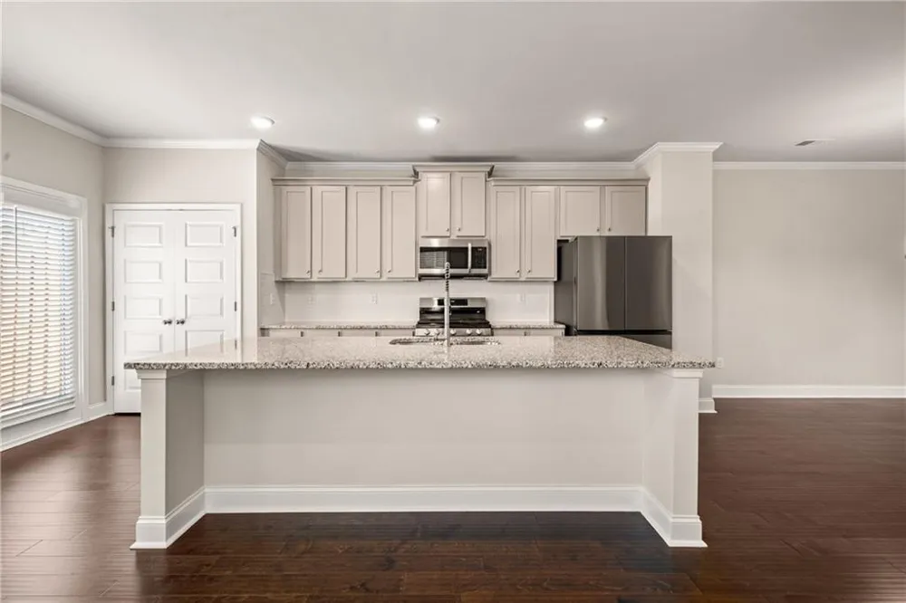 2695 La Rive Drive Duluth, GA 30097