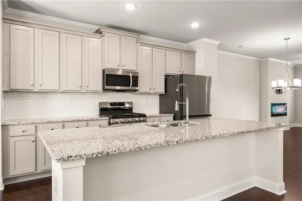 2695 La Rive Drive Duluth, GA 30097