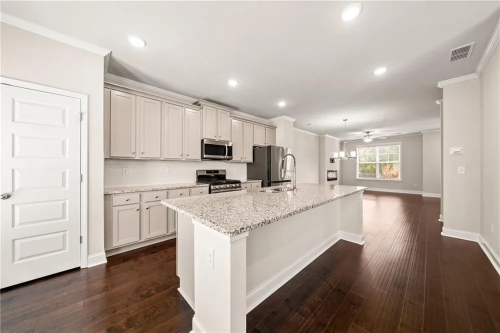 2695 La Rive Drive Duluth, GA 30097
