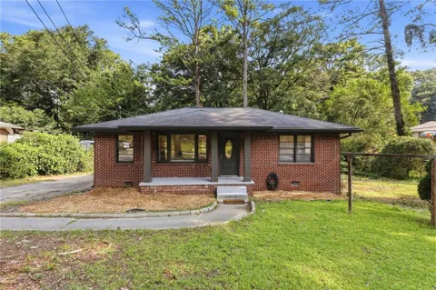 1300 Waverly Dr