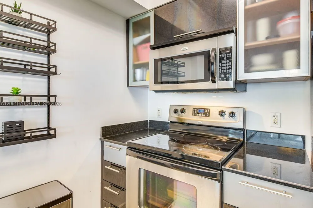 1750 Bayshore Dr #1909 Miami, FL 33132
