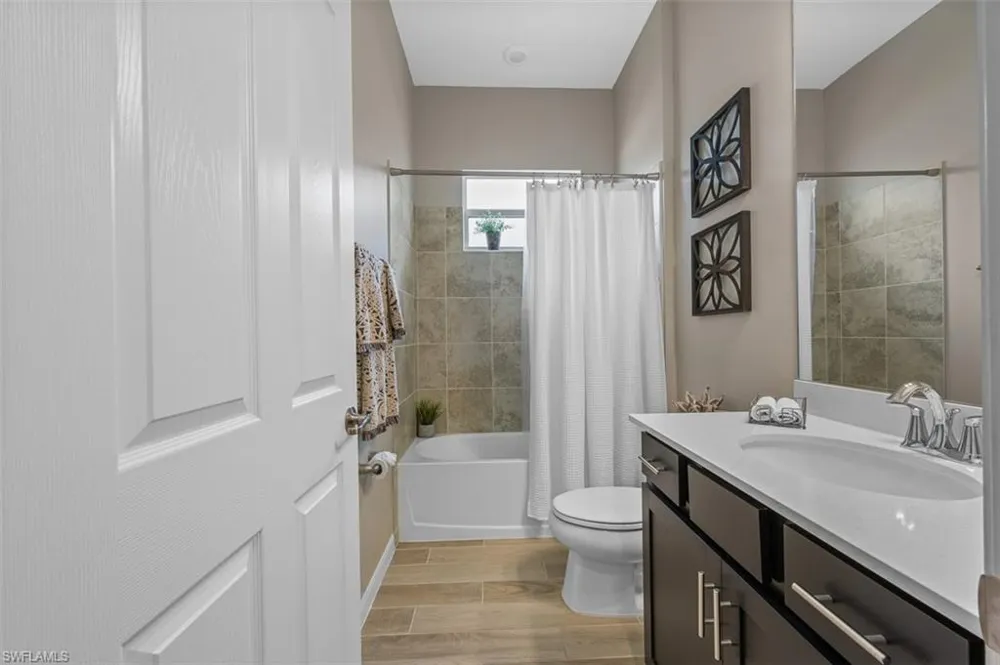 5994 Berwick Lane Ave Maria, FL 34142