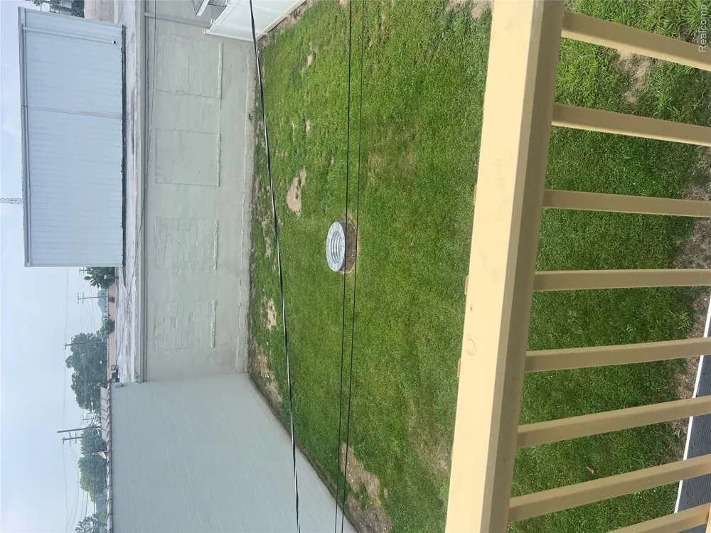 59 Eldredge Street Mt Clemens City, MI 48043
