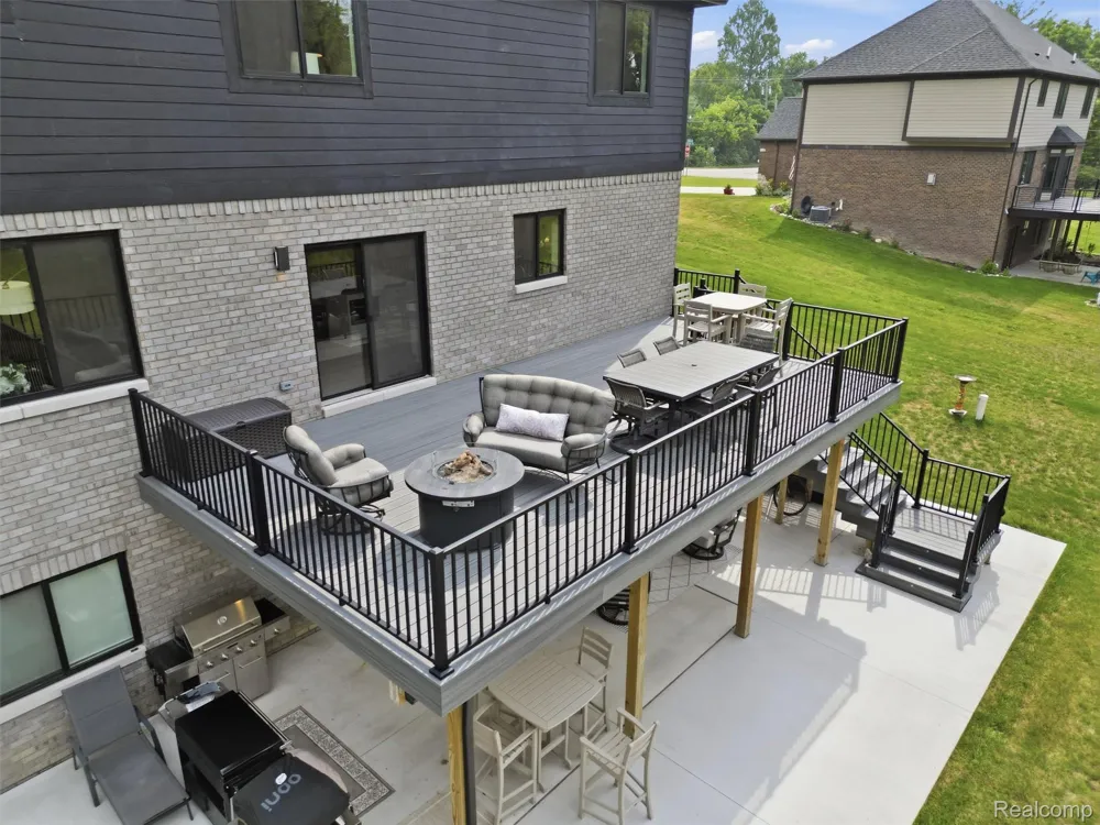 3007 28 Mile Road Washington Township, MI 48094