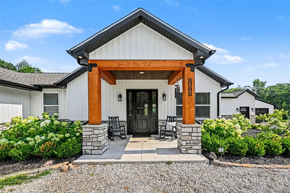 4086 W Commerce Road Milford Charter Township, MI 48380