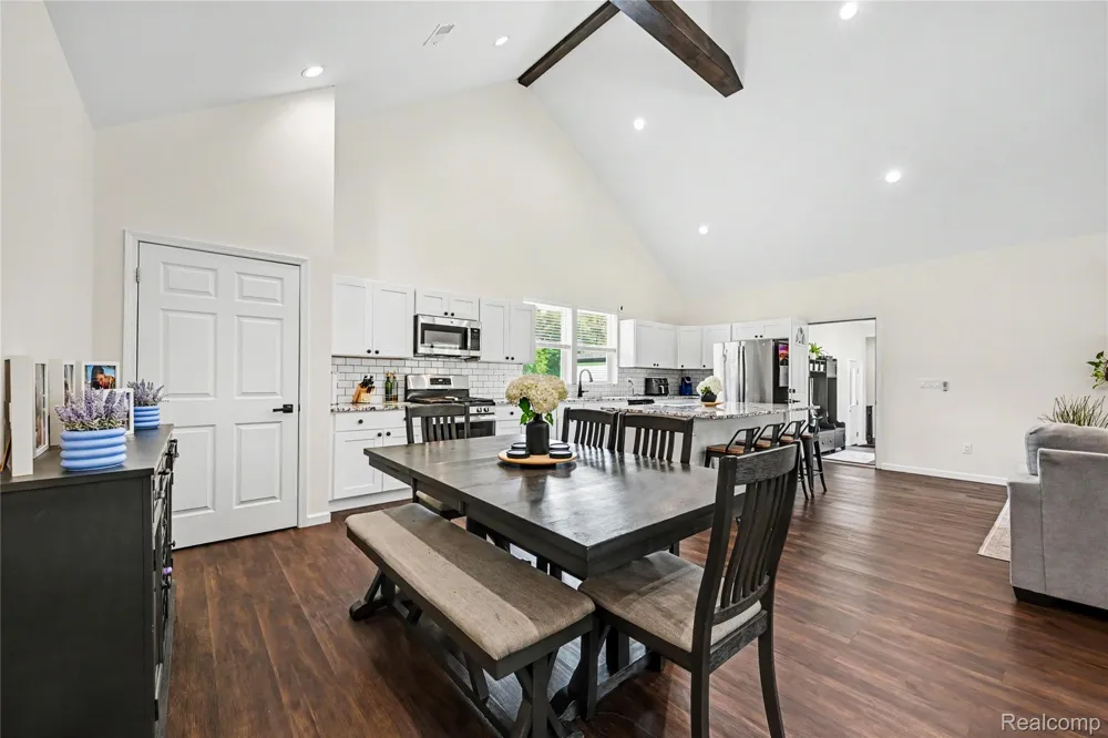 4086 W Commerce Road Milford Charter Township, MI 48380