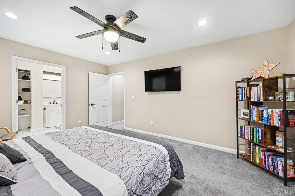 4086 W Commerce Road Milford Charter Township, MI 48380