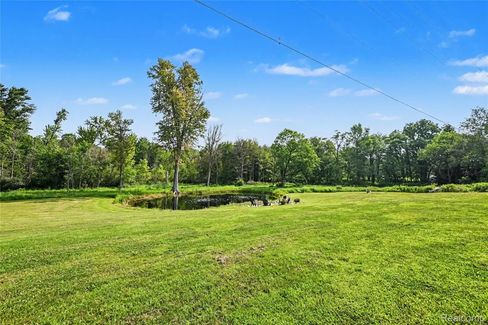 4086 W Commerce Road Milford Charter Township, MI 48380