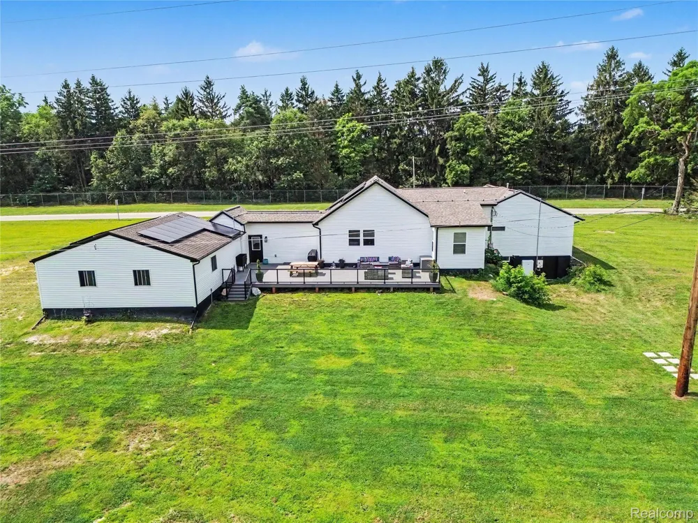4086 W Commerce Road Milford Charter Township, MI 48380