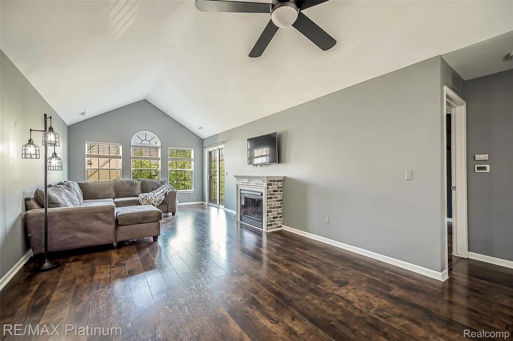 4004 Cornerstone Drive Canton Charter Township, MI 48188