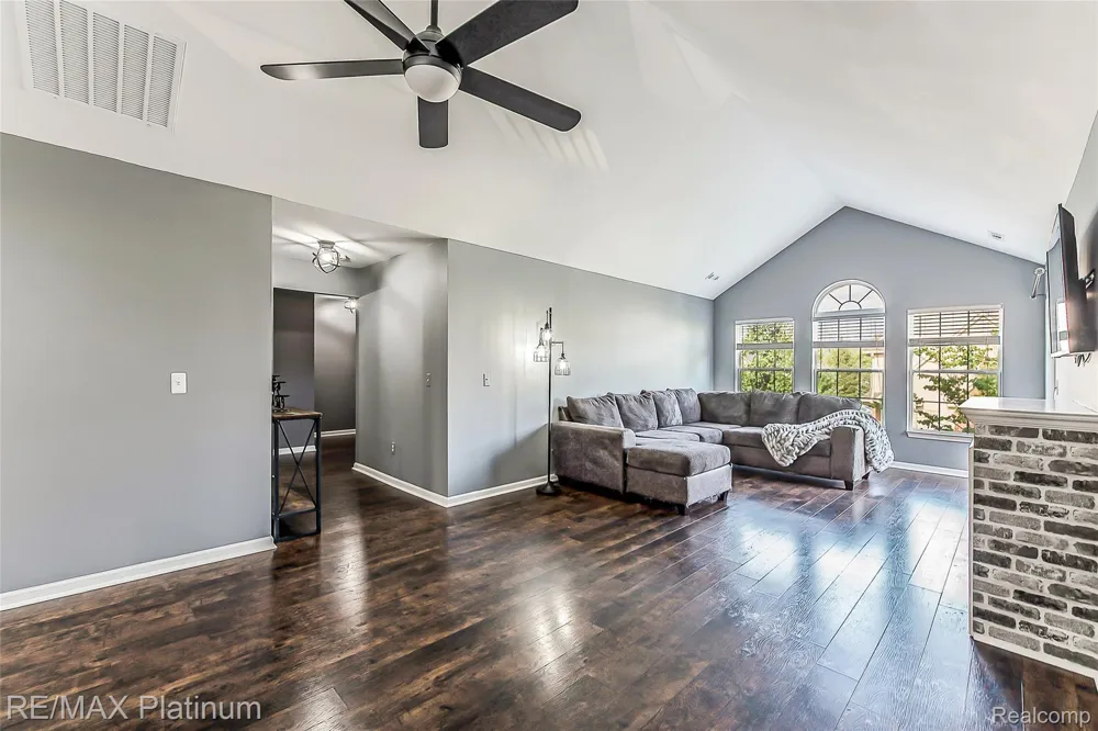 4004 Cornerstone Drive Canton Charter Township, MI 48188