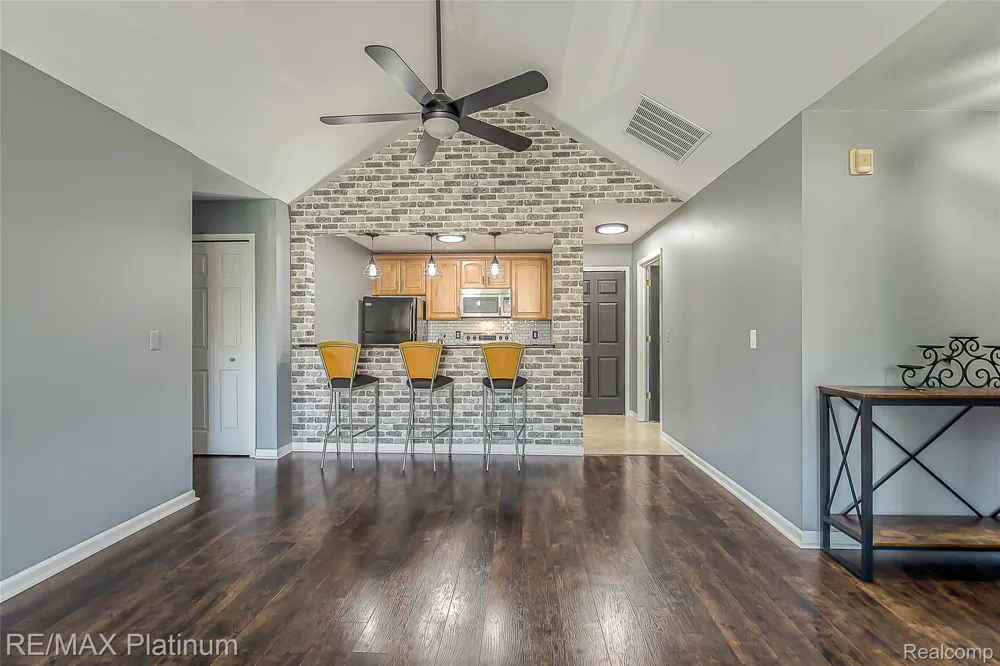 4004 Cornerstone Drive Canton Charter Township, MI 48188