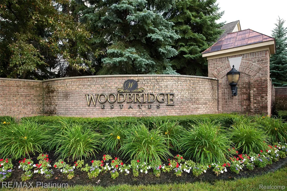 4004 Cornerstone Drive Canton Charter Township, MI 48188