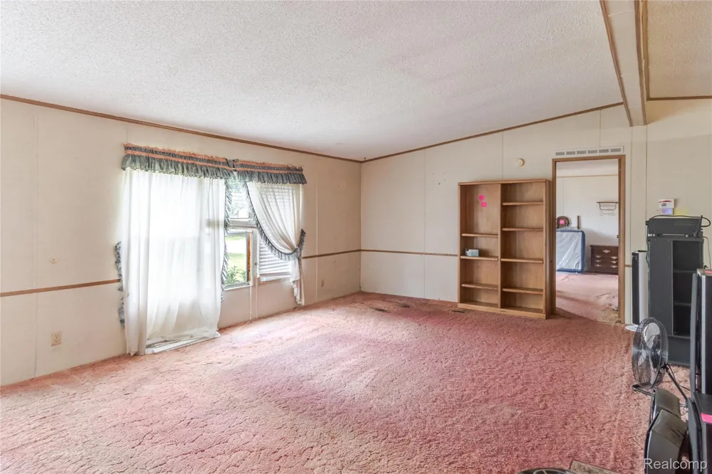 6721 Senate St #406 Van Buren Charter Township, MI 48111