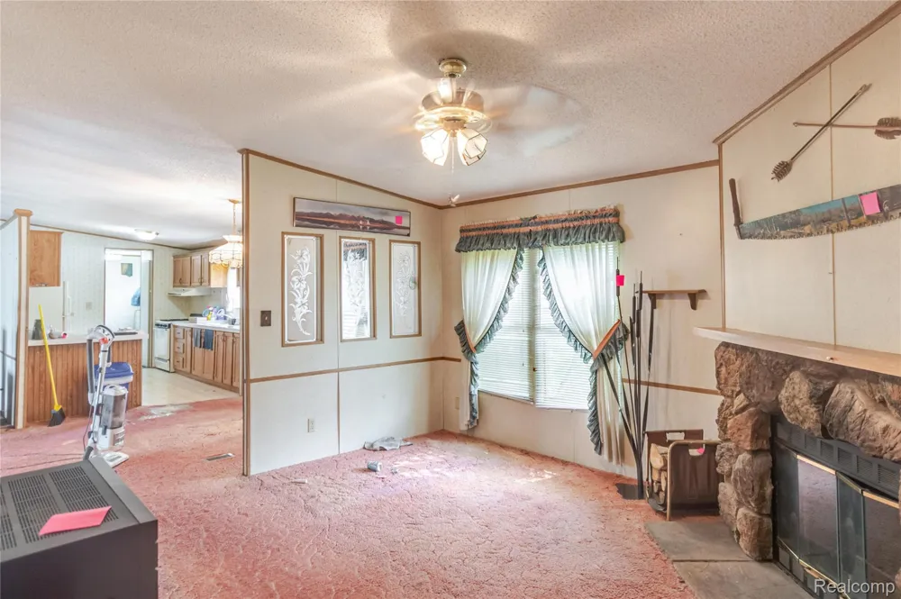 6721 Senate St #406 Van Buren Charter Township, MI 48111