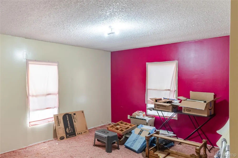 6721 Senate St #406 Van Buren Charter Township, MI 48111