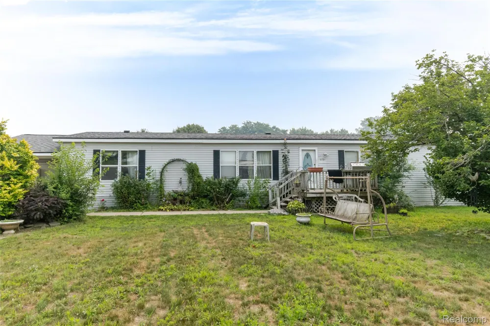 6721 Senate St #406 Van Buren Charter Township, MI 48111