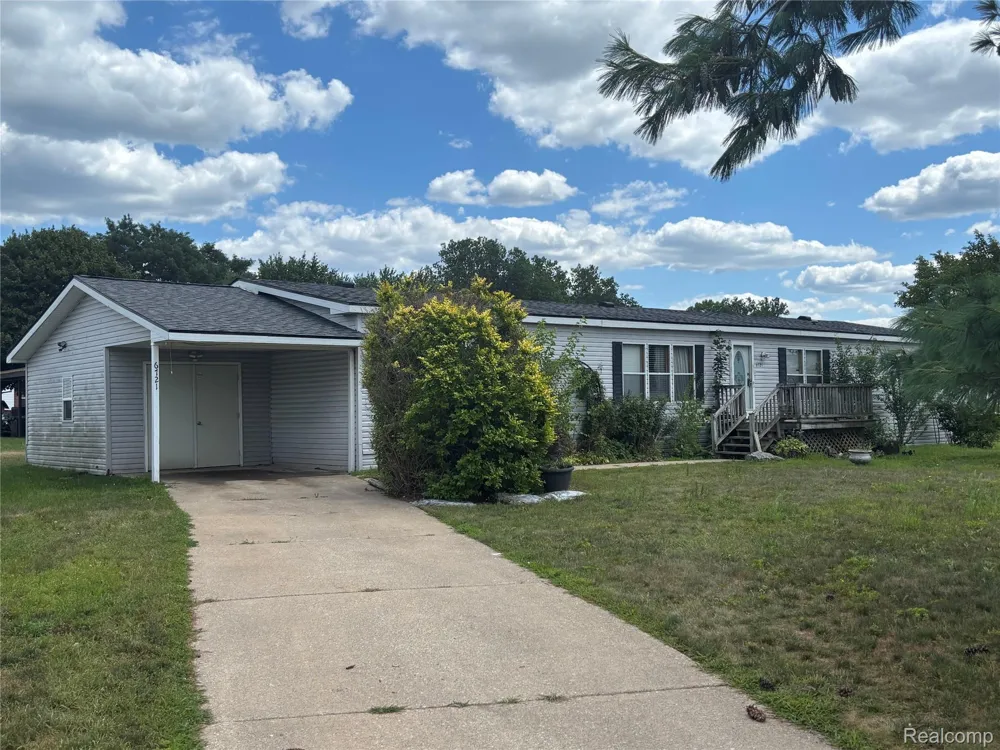 6721 Senate St #406 Van Buren Charter Township, MI 48111