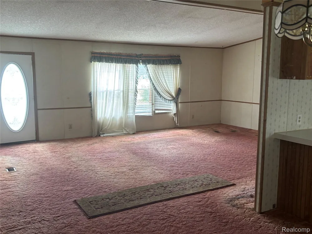 6721 Senate St #406 Van Buren Charter Township, MI 48111