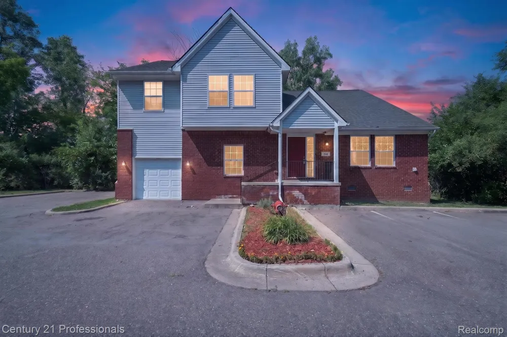 2042 Decker Road Walled Lake City, MI 48390