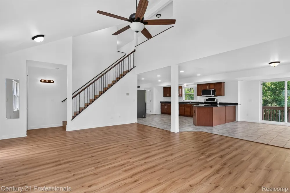 2042 Decker Road Walled Lake City, MI 48390