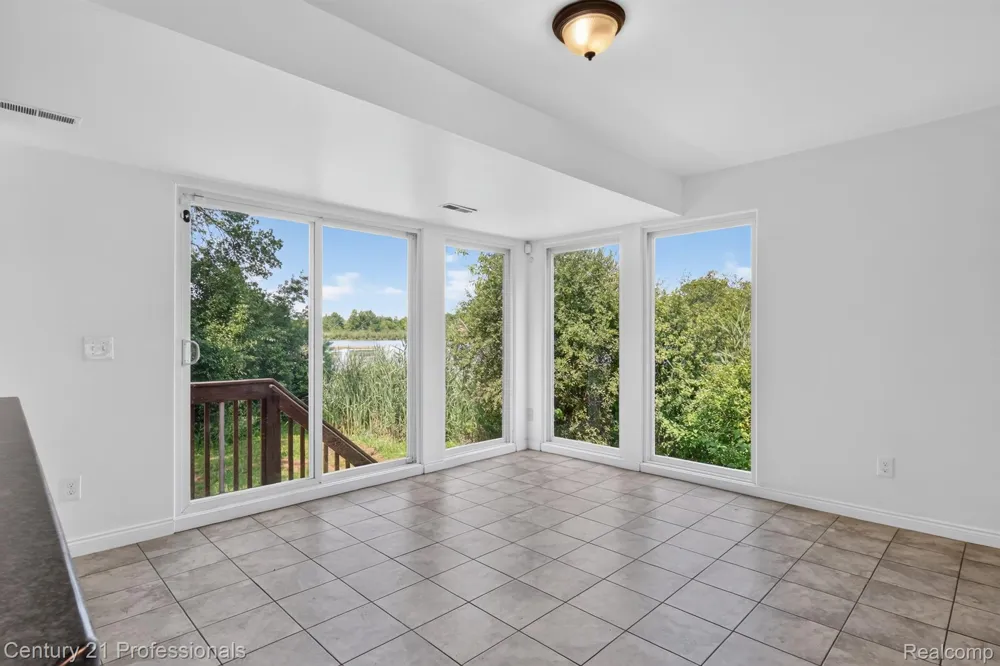 2042 Decker Road Walled Lake City, MI 48390