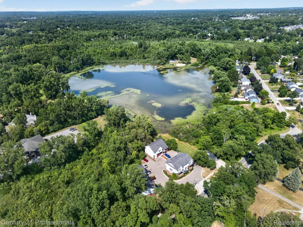 2042 Decker Road Walled Lake City, MI 48390