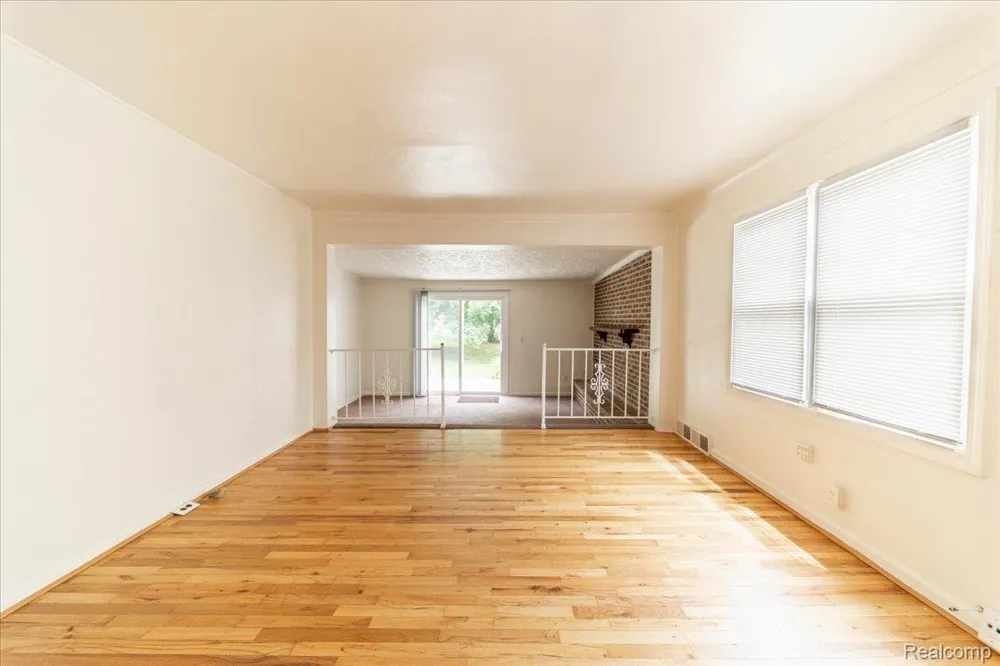 4335 Territorial Road #Apt B Rochester City, MI 48306