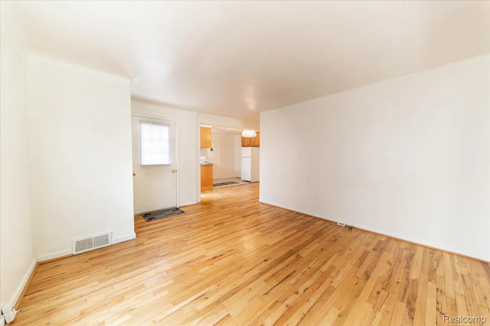 4335 Territorial Road #Apt B Rochester City, MI 48306